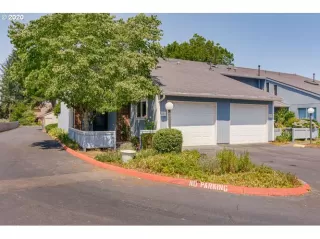 Photo #2: 20226853 Listing