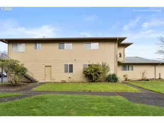 Photo #1: 20227133 Listing