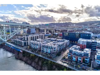 Photo #2: 20228525 Listing