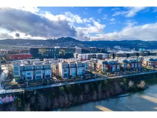 Photo #3: 20228525 Listing