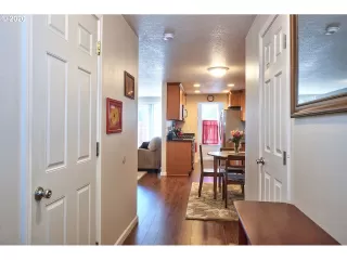 Photo #1: 20228640 Listing