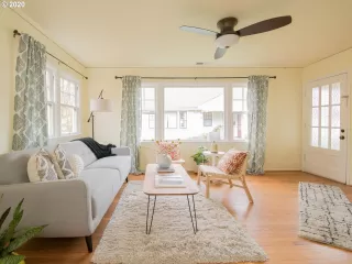 Photo #6: 20230984 Listing