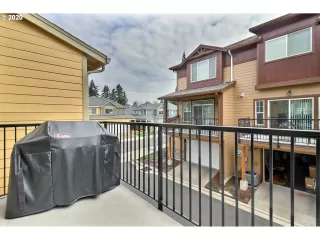 Photo #6: 20232024 Listing 