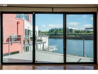 Photo #1: 20232463 Listing 