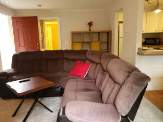 Photo #2: 20232804 Listing 