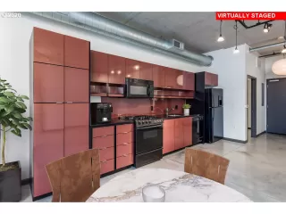 Photo #5: 20233278 Listing