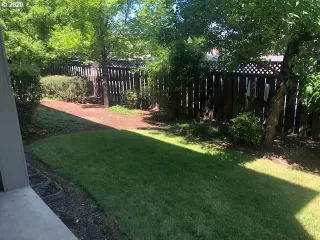 Photo #3: 20233488 Listing