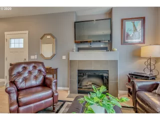 Photo #1: 20233576 Listing