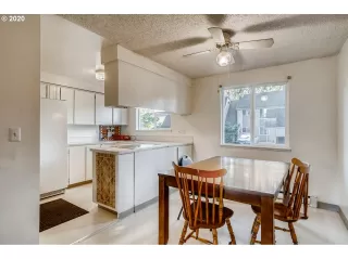 Photo #3: 20234220 Listing