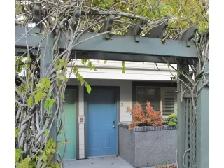 Photo #1: 20234461 Listing