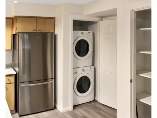 Photo #3: 20234461 Listing