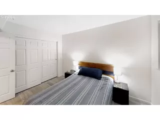 Photo #5: 20234461 Listing