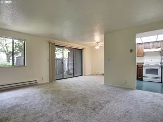 Photo #3: 20236180 Listing 