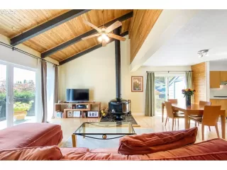 Photo #5: 20237109 Listing 