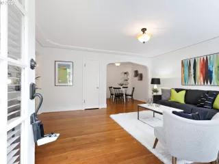More Details about MLS # 20237181 : 1411 SE 30TH AVE 11