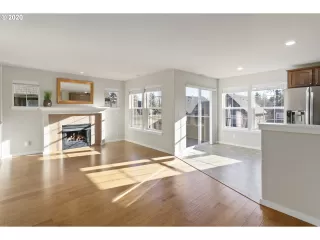 Photo #2: 20237954 Listing