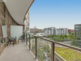 Photo #2: 20238533 Listing