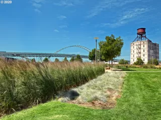 Photo #6: 20238533 Listing