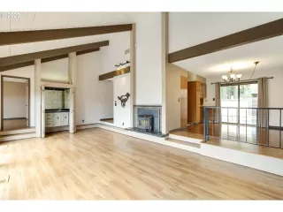 Photo #6: 20240097 Listing