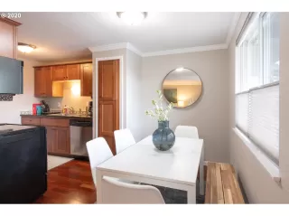 Photo #4: 20240599 Listing