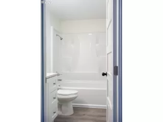 Photo #2: 20241858 Listing