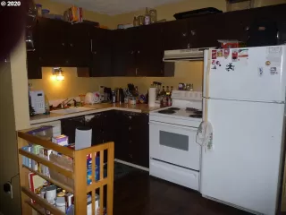 Photo #6: 20242024 Listing