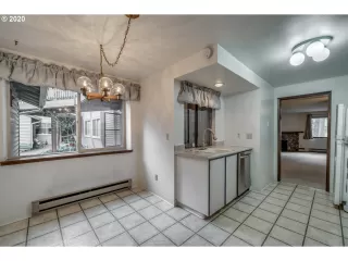 Photo #3: 20243464 Listing