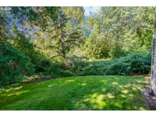 Photo #2: 20243956 Listing