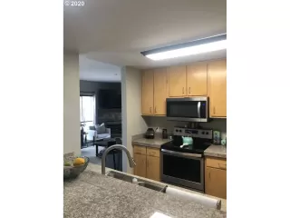 Photo #4: 20244109 Listing 