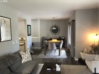 Photo #5: 20244109 Listing 