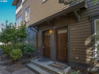 Photo #1: 20244344 Listing 