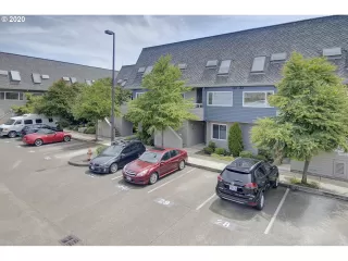 Photo #3: 20244604 Listing
