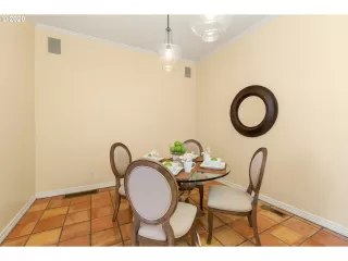 Photo #3: 20248330 Listing