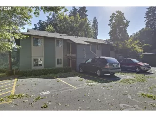 Photo #1: 20248416 Listing 