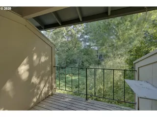 Photo #4: 20248416 Listing 