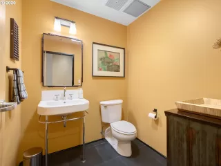 Photo #3: 20248490 Listing 