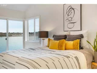 Photo #4: 20250383 Listing