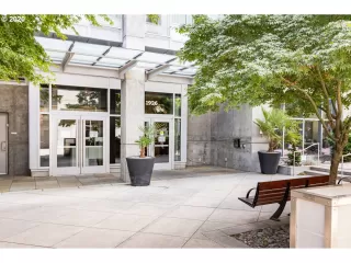 Photo #1: 20251772 Listing