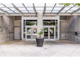 Photo #2: 20251772 Listing