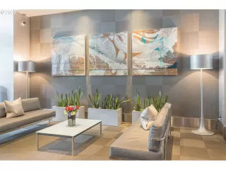 Photo #4: 20251772 Listing