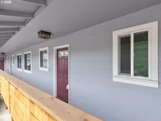 Photo #2: 20252353 Listing 