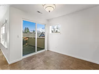 Photo #2: 20252866 Listing