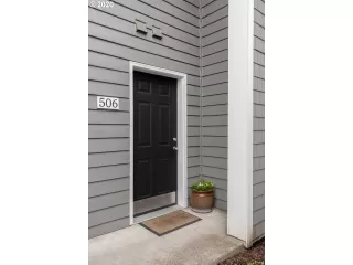 Photo #1: 20253413 Listing