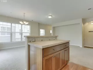 Photo #6: 20254494 Listing 