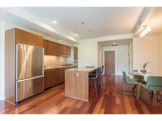 Photo #3: 20255746 Listing