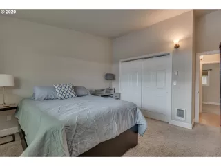 Photo #4: 20257102 Listing 