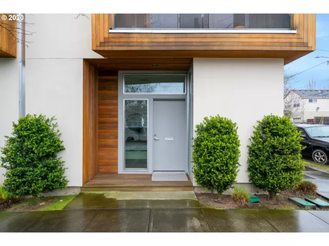 MLS: 20257114 Condo For Sale