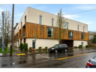 Photo #2: 20257114 Listing 