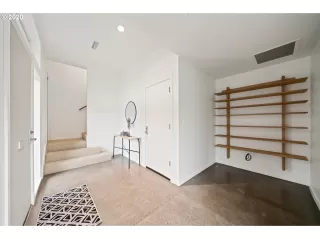 Photo #4: 20257114 Listing 