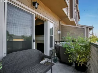 Photo #6: 20257453 Listing 